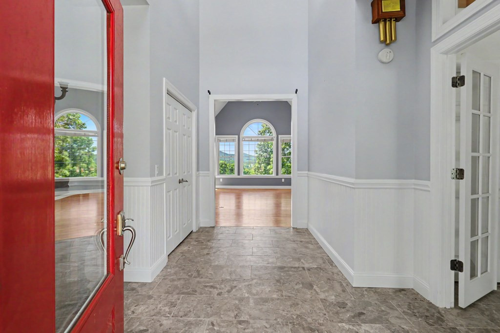 1193 Pine Log Road Property Photo 6