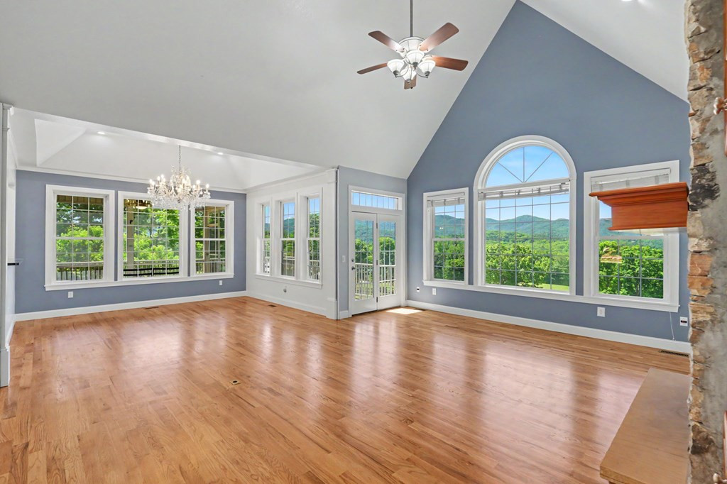 1193 Pine Log Road Property Photo 8