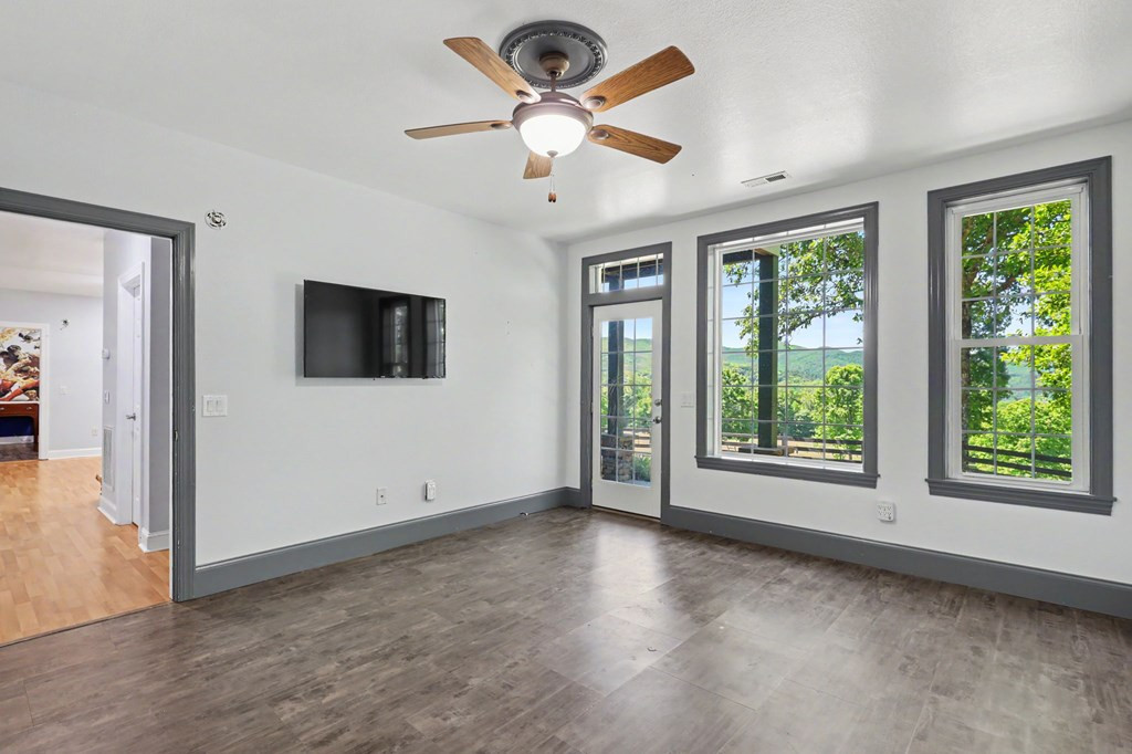 1193 Pine Log Road Property Photo 36