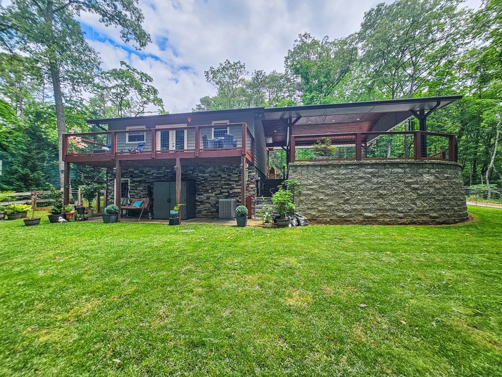 210 Hedden Road Property Photo 4