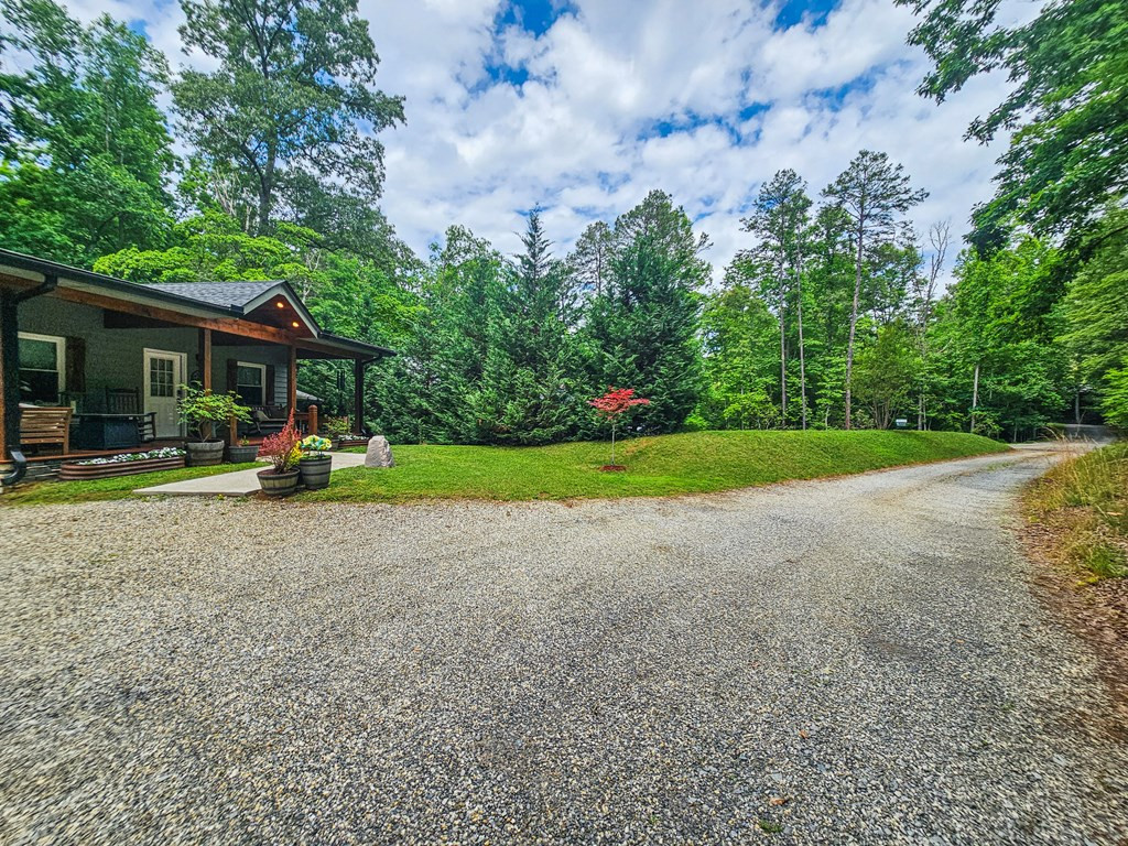 210 Hedden Road Property Photo 5