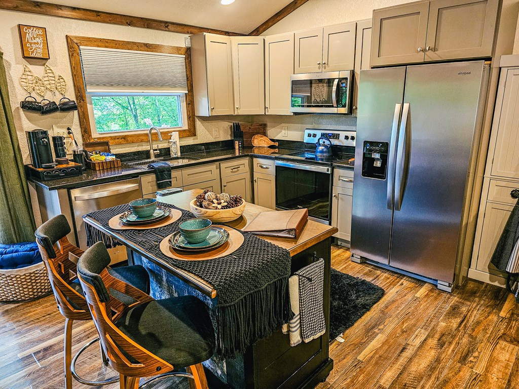 210 Hedden Road Property Photo 7