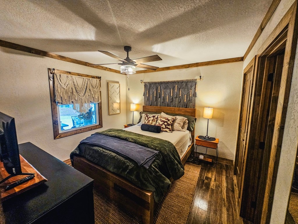 210 Hedden Road Property Photo 12