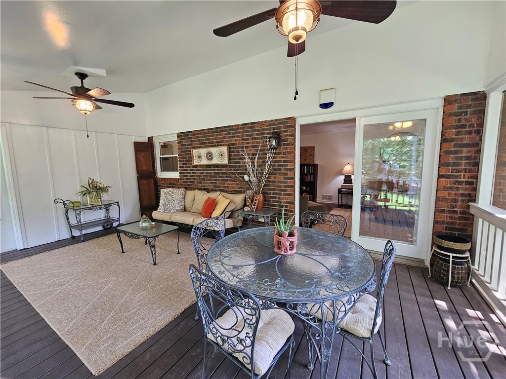 160 Edgewood Drive Property Photo 18