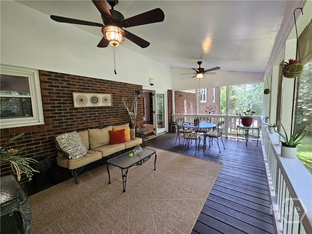 160 Edgewood Drive Property Photo 20