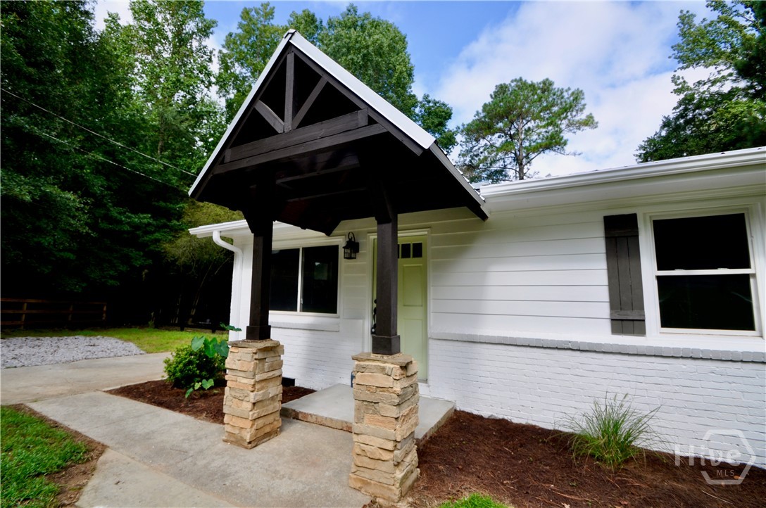 2750 Elder Mill Road Property Photo 3