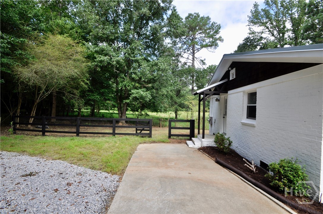 2750 Elder Mill Road Property Photo 7