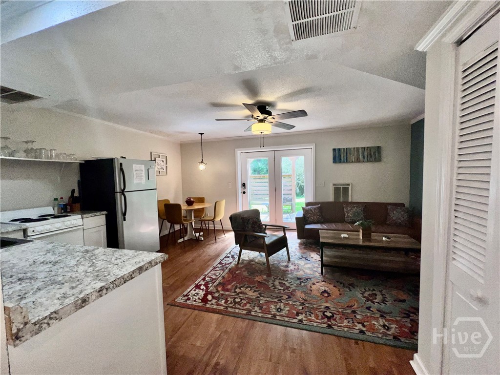 256 Cherokee Ridge Property Photo 9