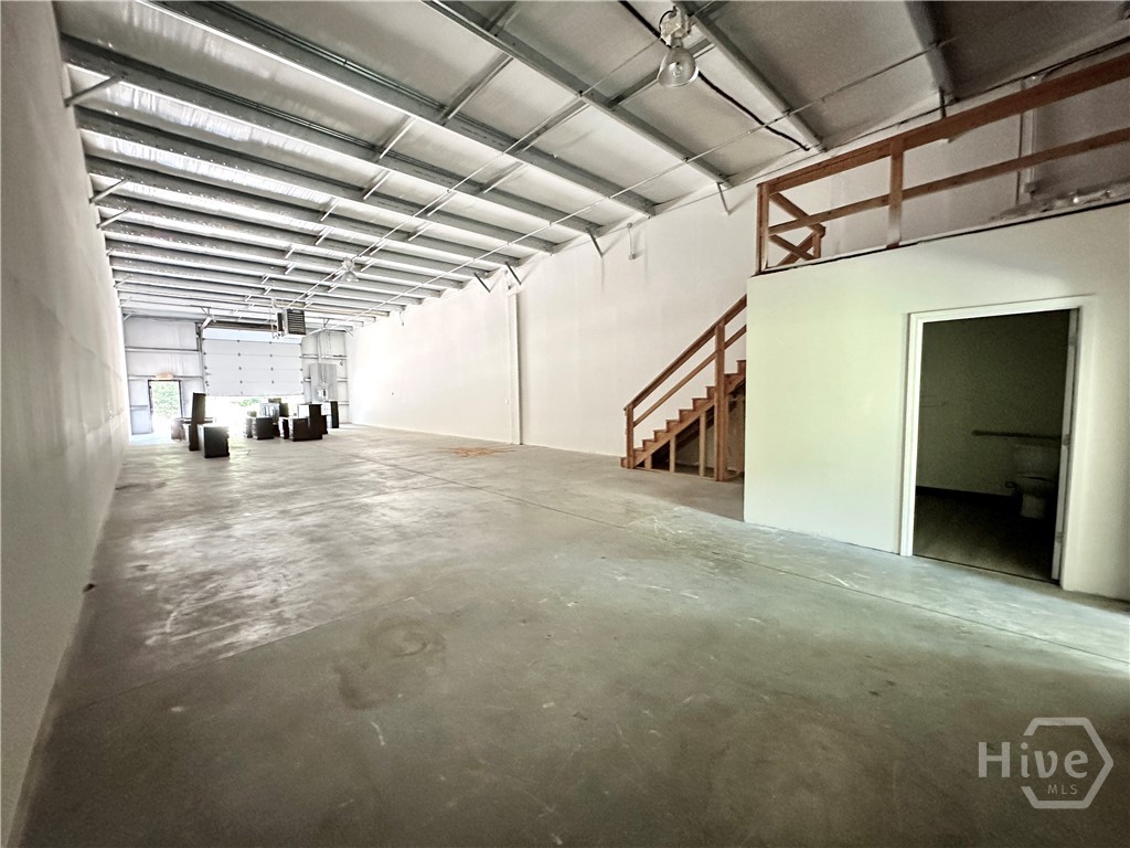 1040 Commerce Court 4 Property Photo 15