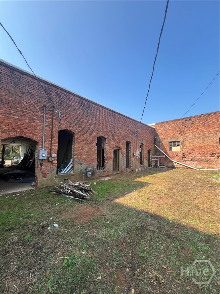73 East North Ave Property Photo 10