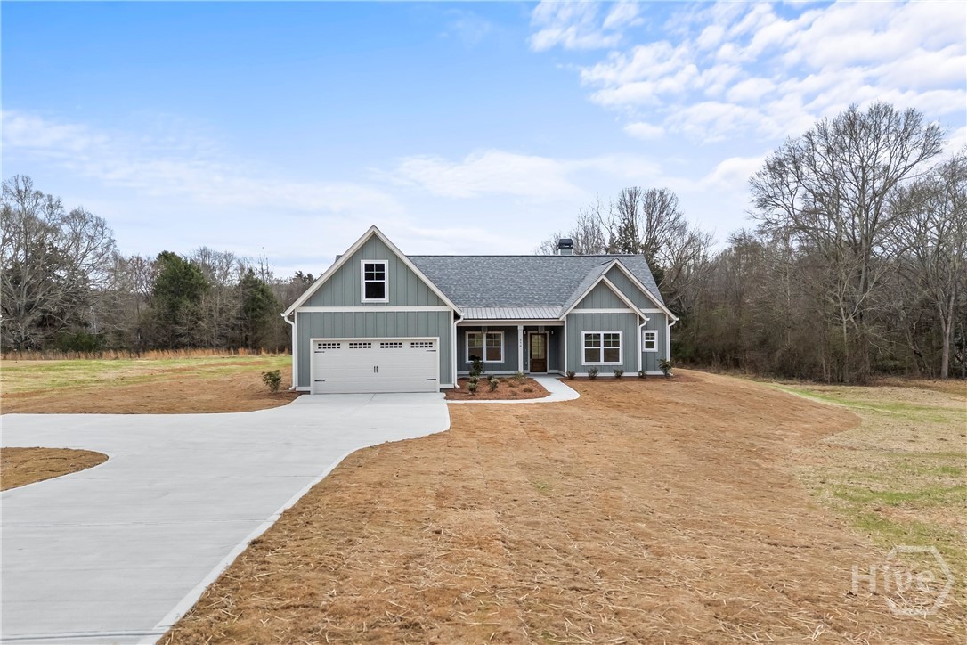 570 Davis Road Property Photo 6