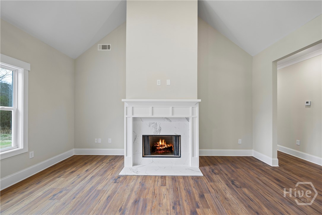 570 Davis Road Property Photo 19