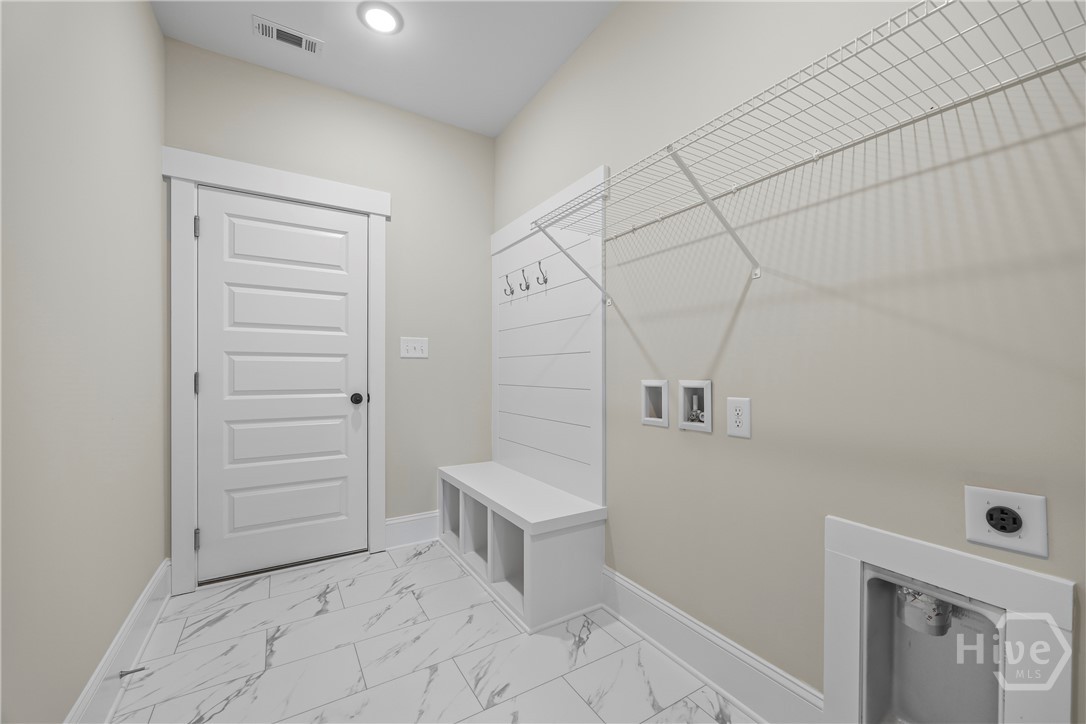 570 Davis Road Property Photo 30