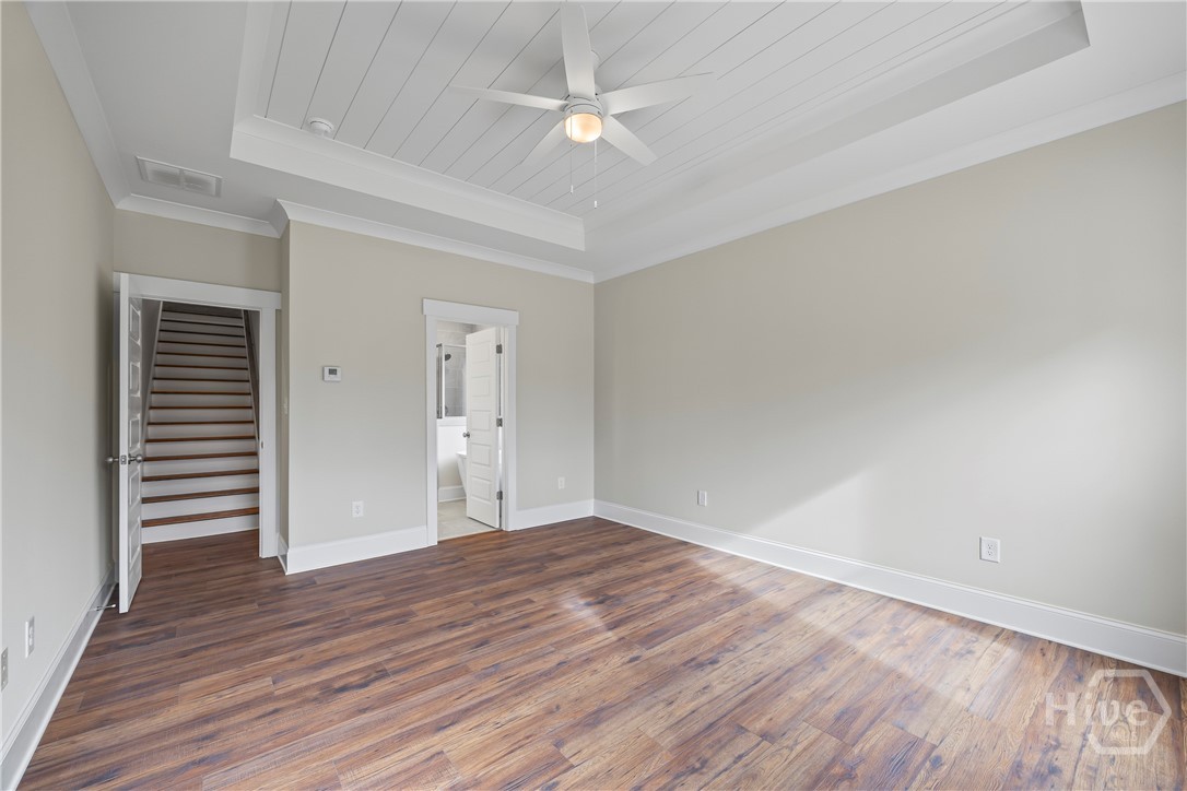 570 Davis Road Property Photo 32