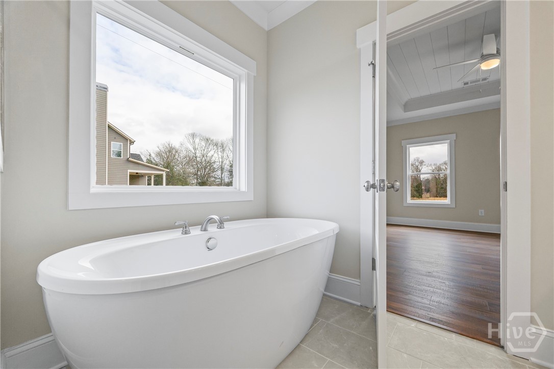 570 Davis Road Property Photo 36