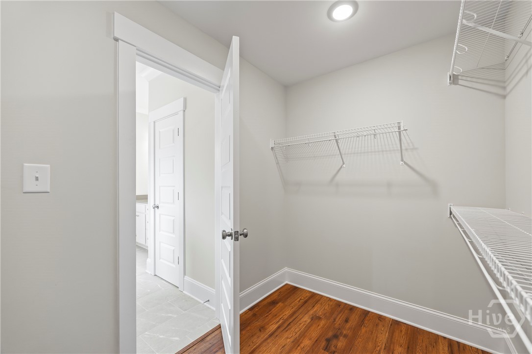 570 Davis Road Property Photo 41