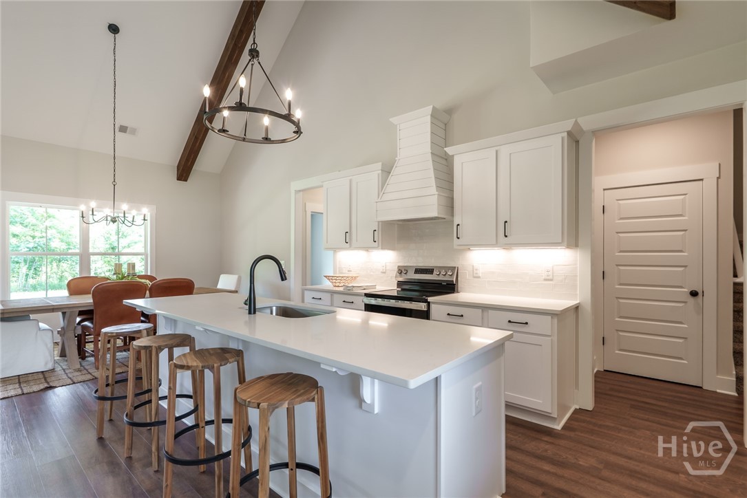 345 Woodfin Property Photo 14
