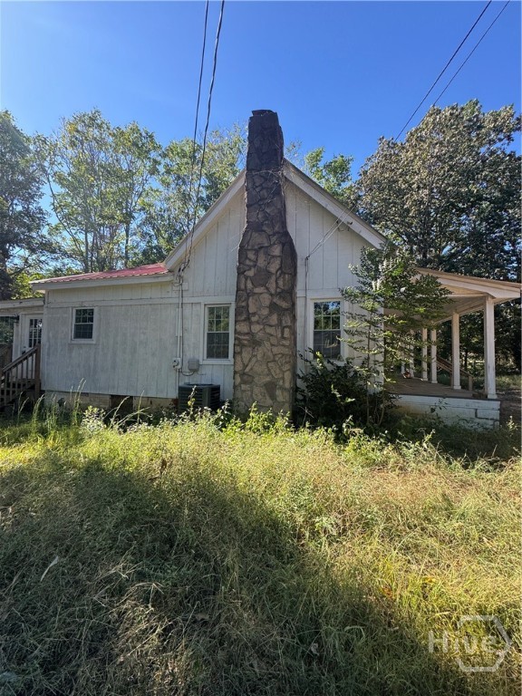 711 Highway 162 Property Photo 2