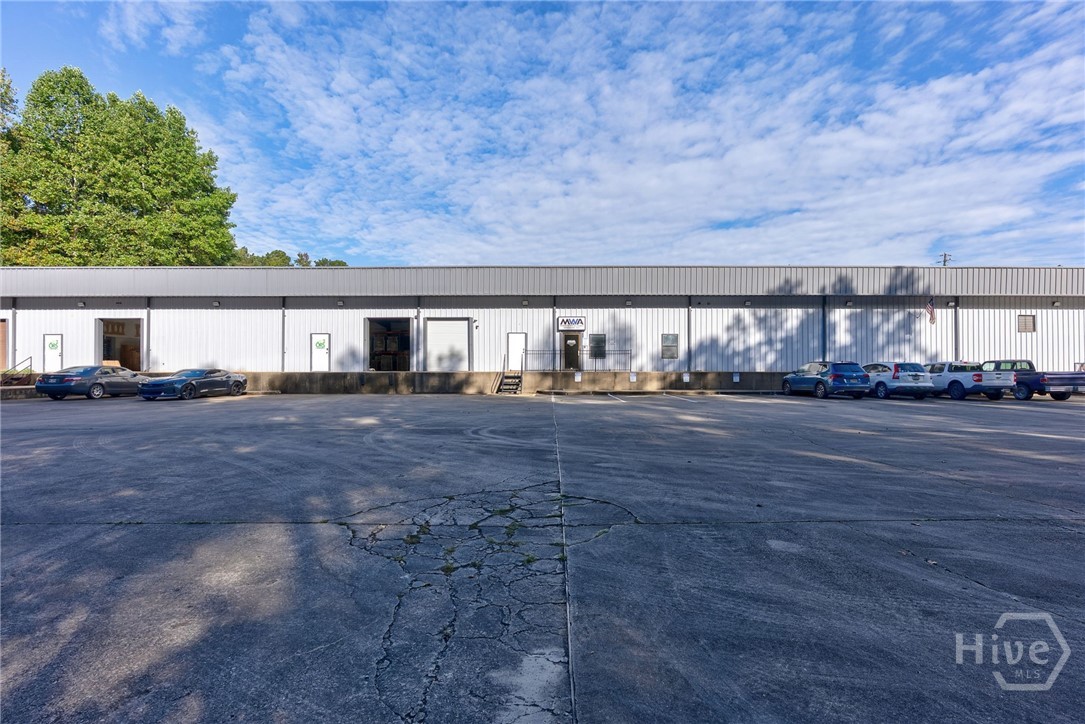 328 Commerce Boulevard Property Photo 8