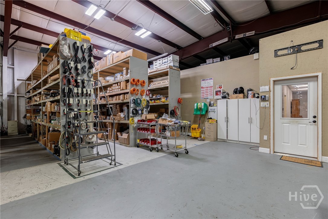 328 Commerce Boulevard Property Photo 13