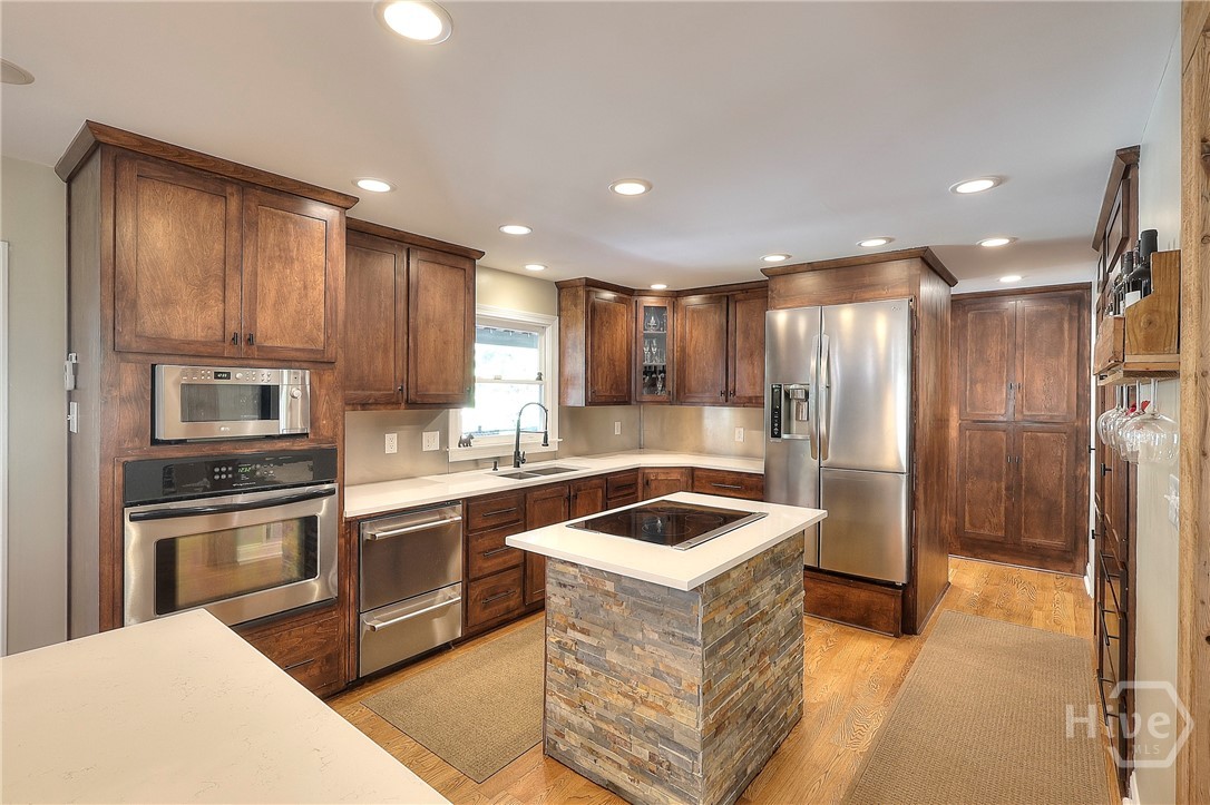 5155 Donald Drive Property Photo 12