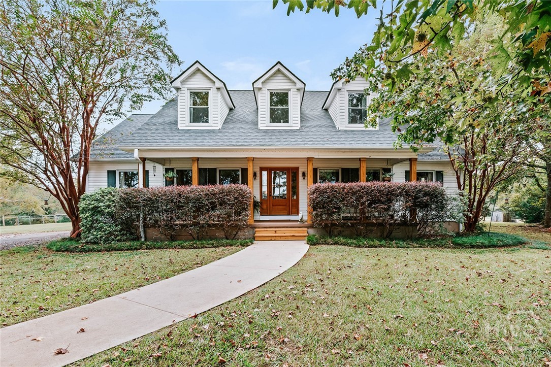 592 Wolfskin Road