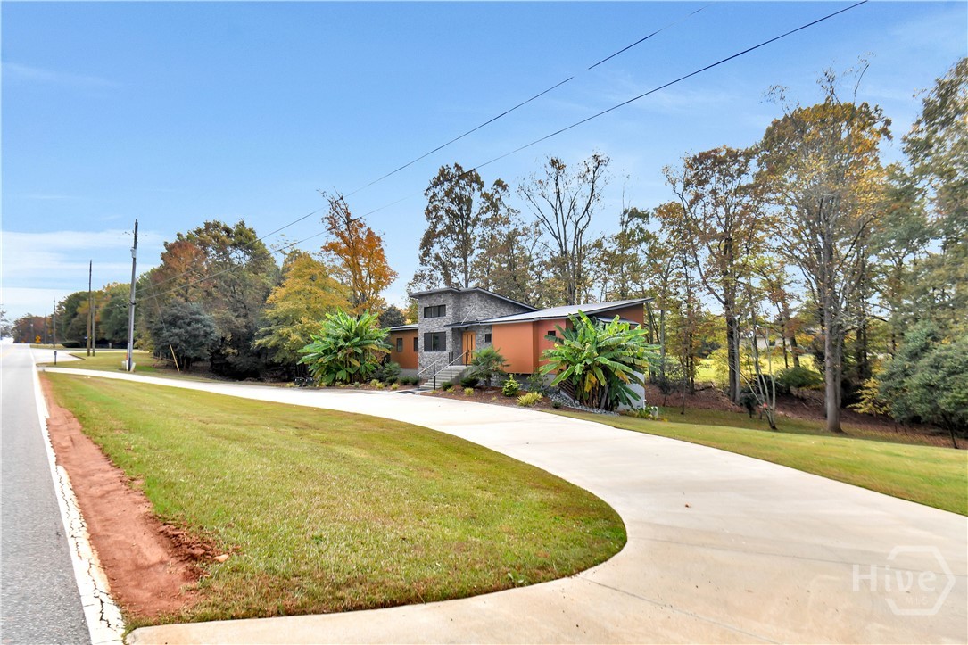 1271 Daniells Bridge Road Property Photo 1