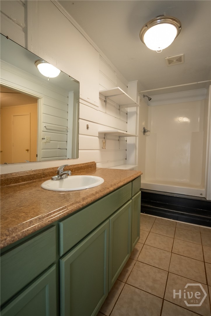 175 Habersham Property Photo 33