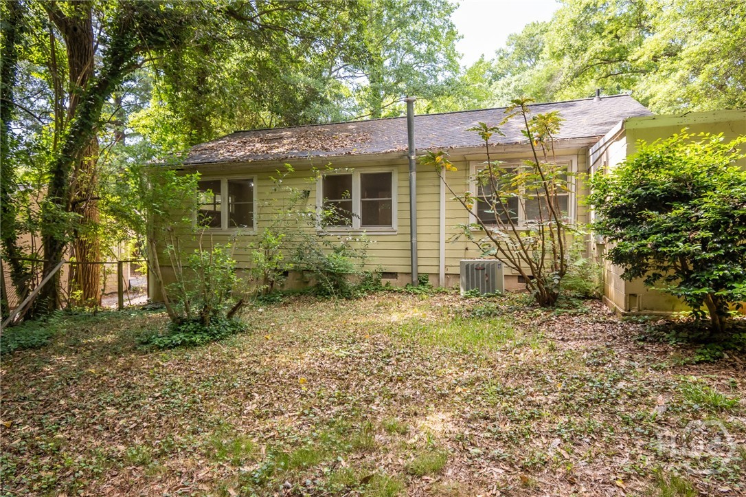 175 Habersham Property Photo 42