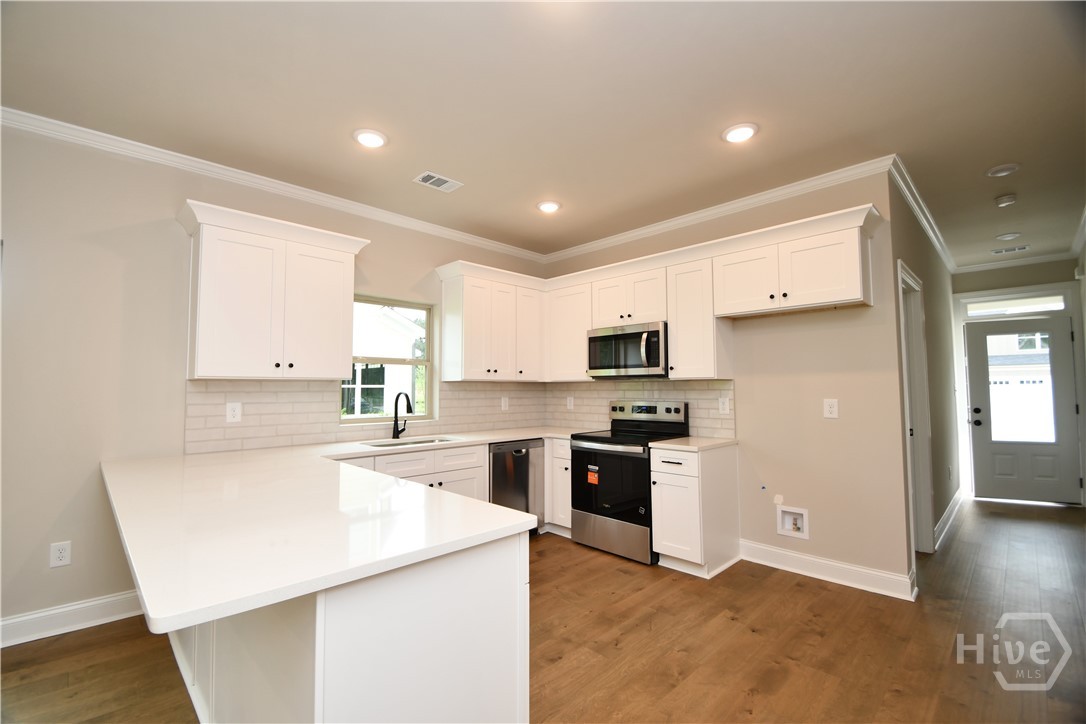 326 Andover Drive Property Photo 6