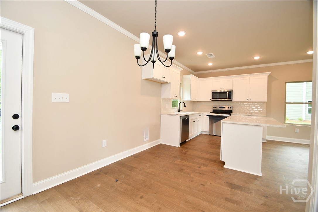 327 Andover Drive Property Photo 4