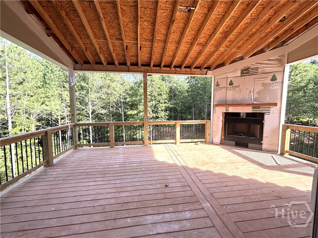 1698 Shoal Creek Way Property Photo 8