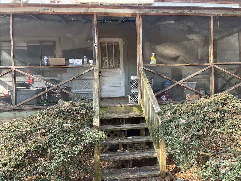 1811/1851 Mcnutt Creek Rd Road Property Photo 21