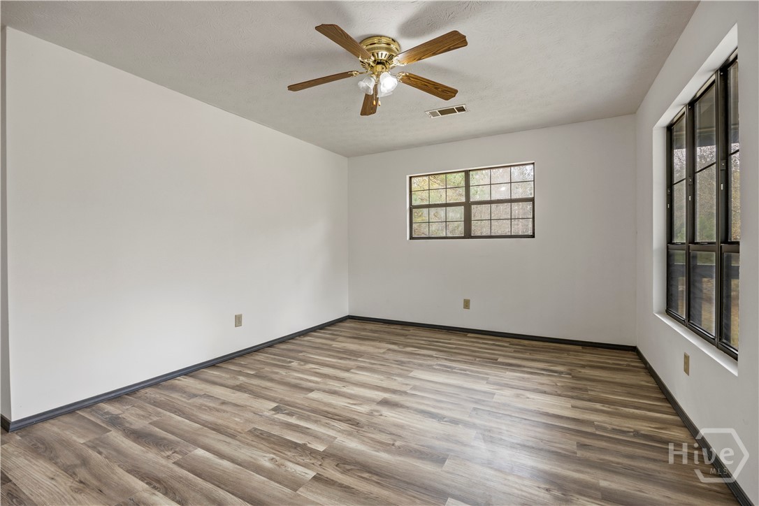 181 Lower Wirebridge Road Property Photo 3