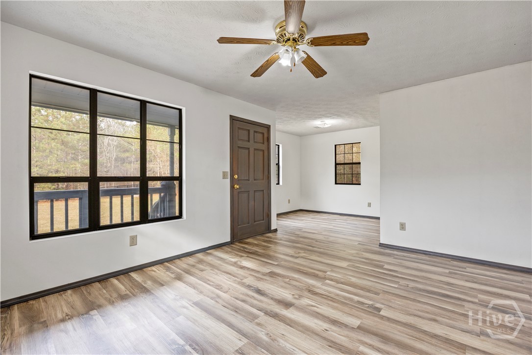 181 Lower Wirebridge Road Property Photo 7