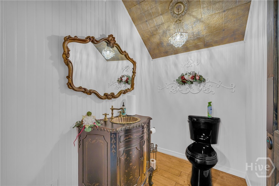1642 S Broad St Property Photo 22