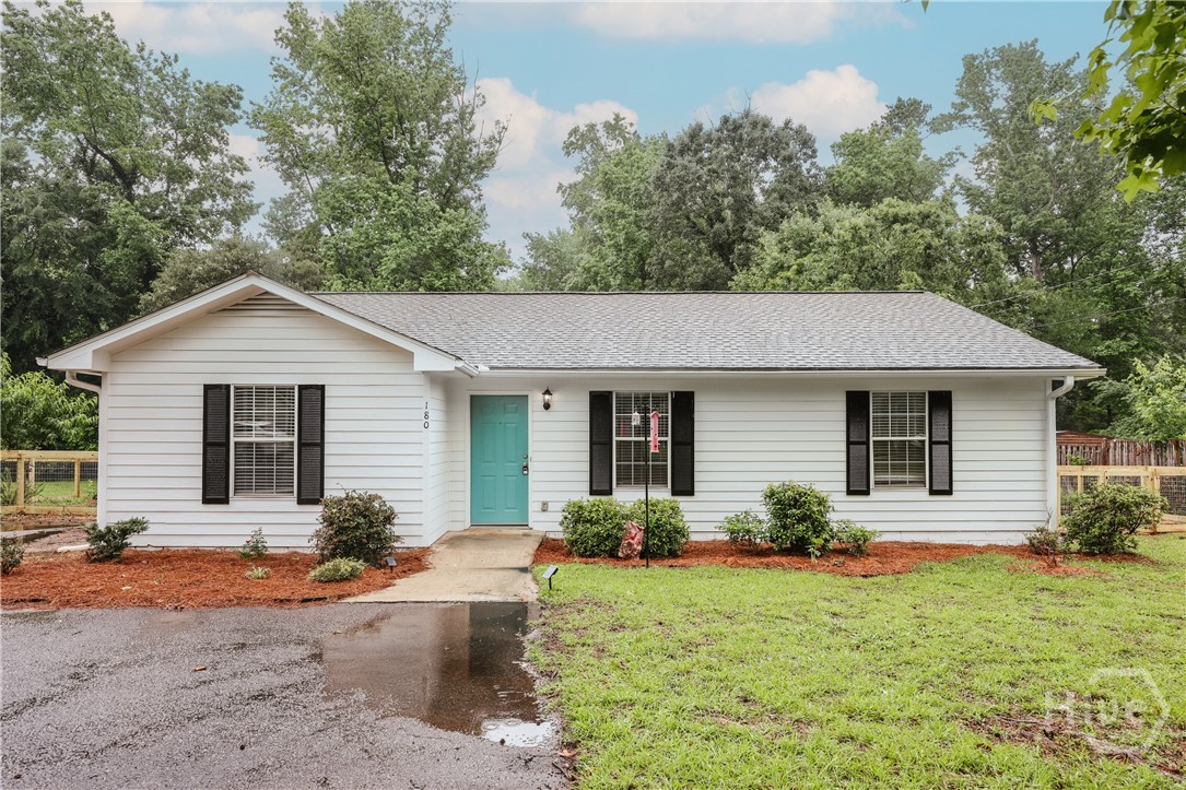 180 Oak Drive Property Photo 1