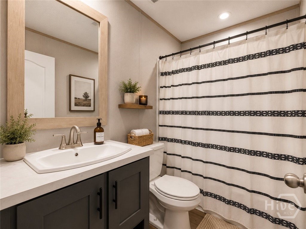 136 Pine Street Property Photo 14