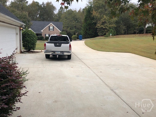 225 Lexington Circle Property Photo 4