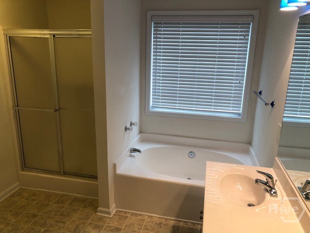225 Lexington Circle Property Photo 26