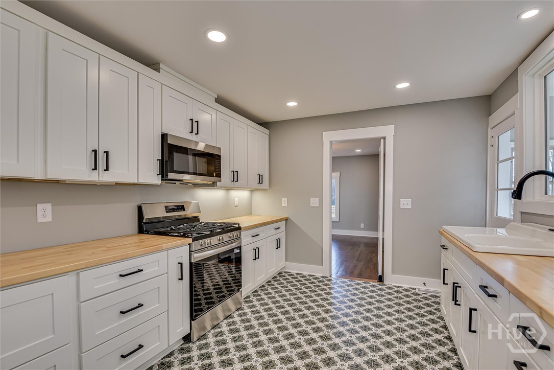 267 Garrard Road Property Photo 17