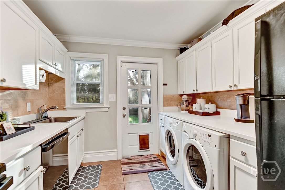330 Midway Road Property Photo 4