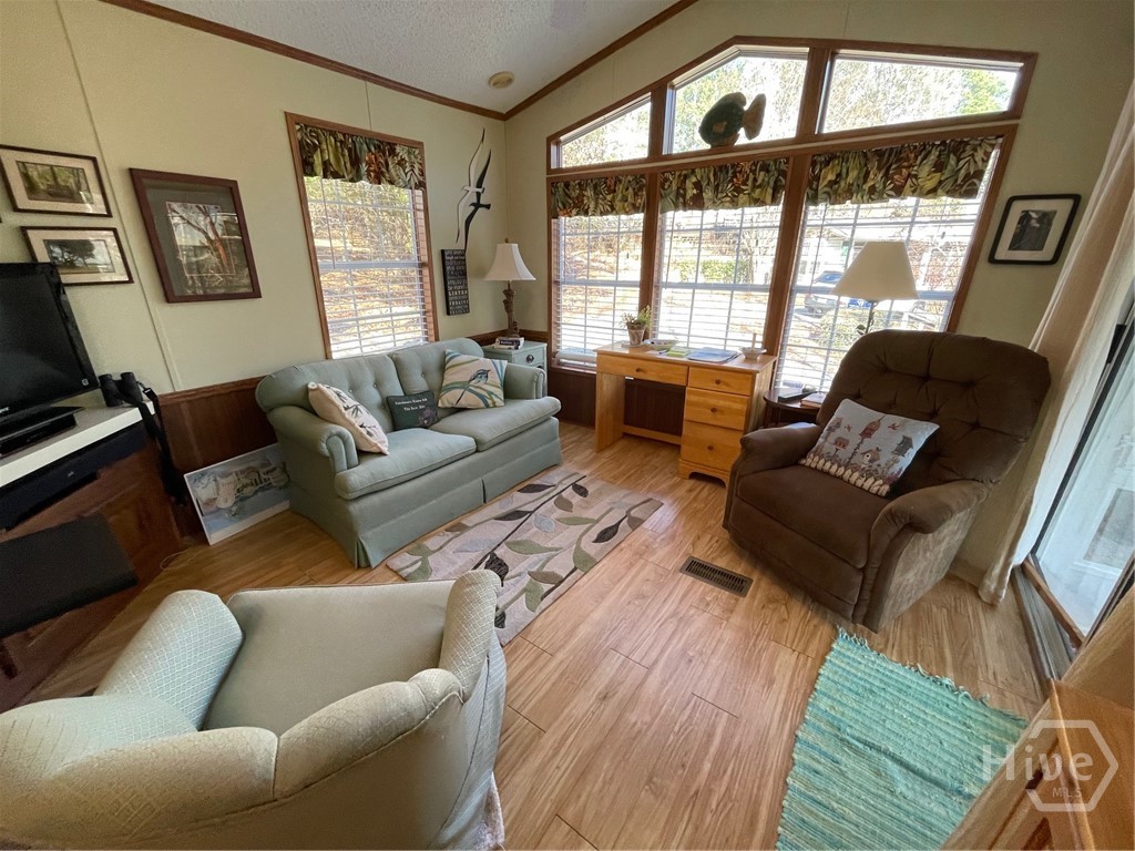 20 Clipper Circle Property Photo 2