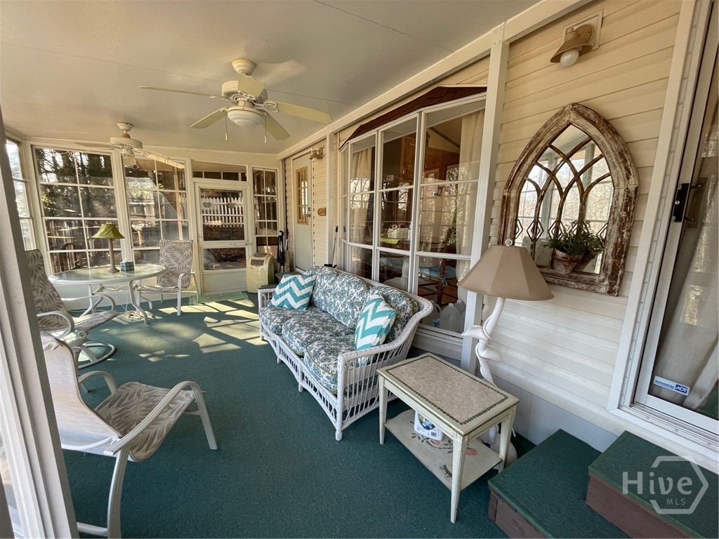 20 Clipper Circle Property Photo 5