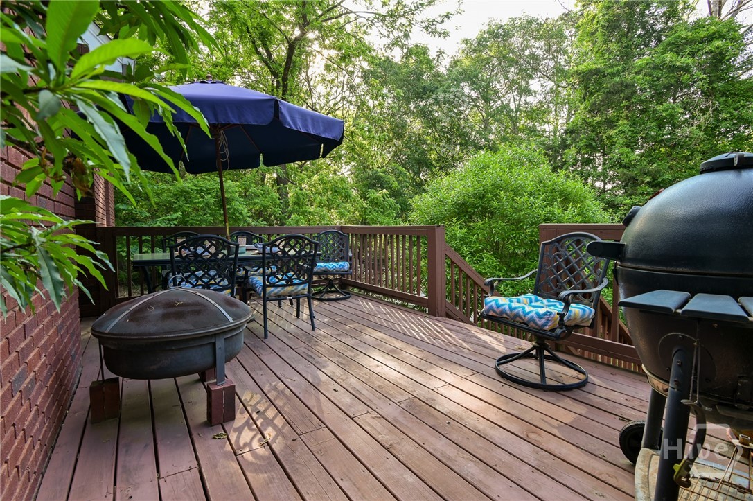 1060 Fox Hollow Court Property Photo 32
