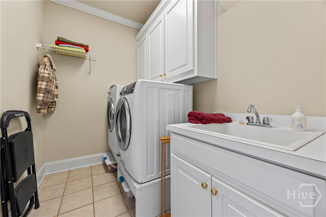 1060 Fox Hollow Court Property Photo 37