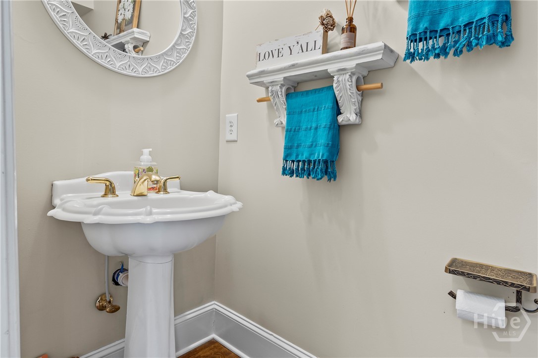 1060 Fox Hollow Court Property Photo 38