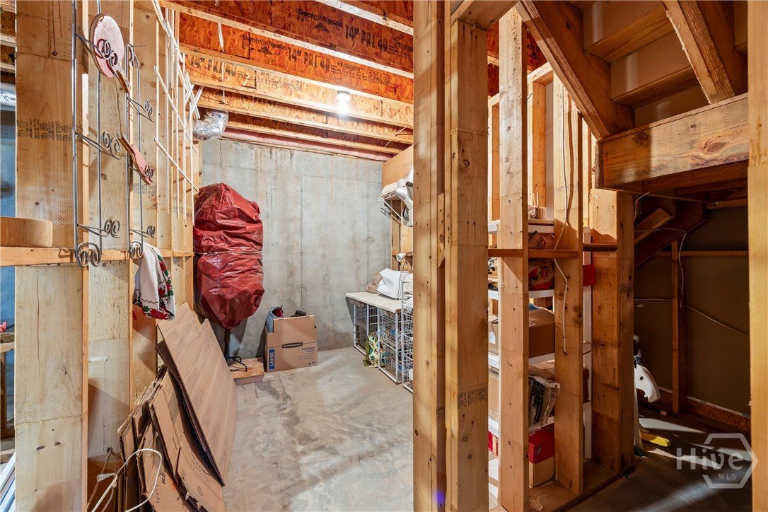 1060 Fox Hollow Court Property Photo 61