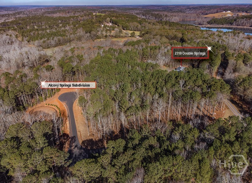 100 Alcovy Springs Drive Property Photo 1