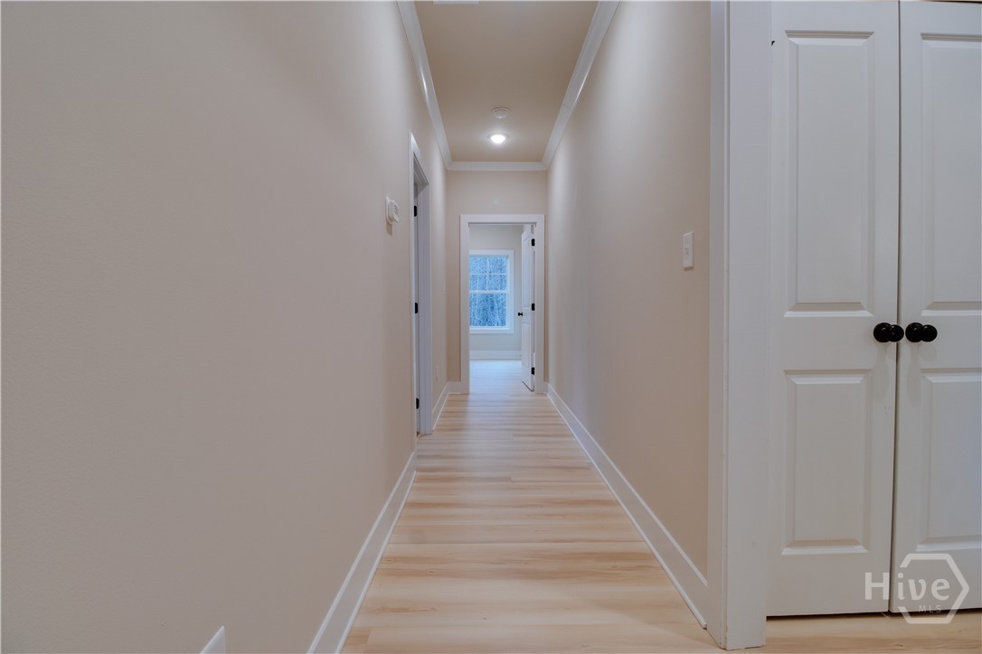 1021 Pointe S Property Photo 15